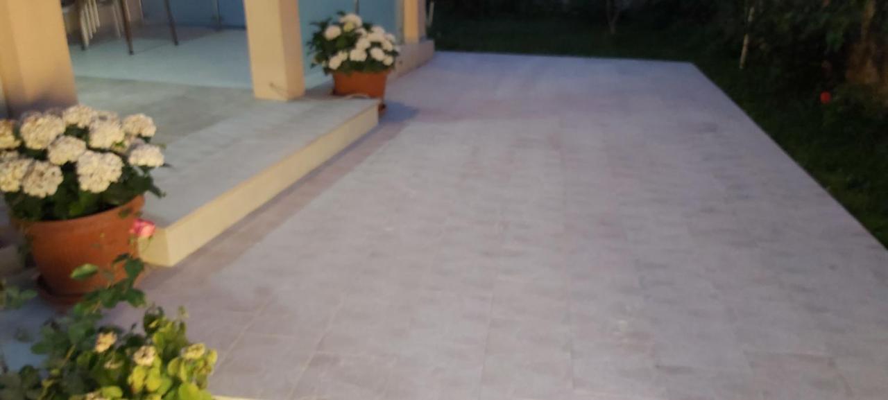 Apartmani Becici エクステリア 写真