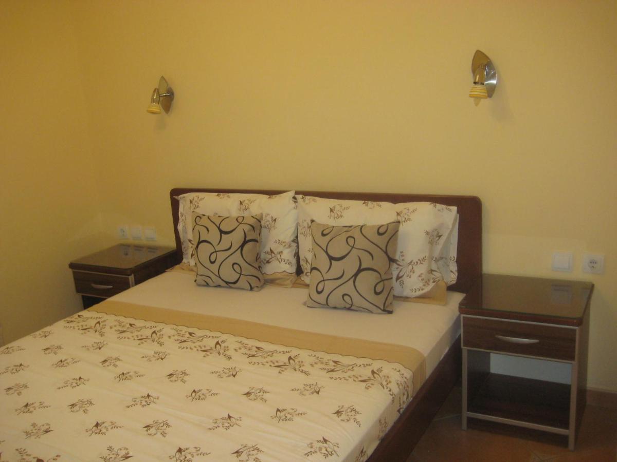 Apartmani Becici 部屋 写真