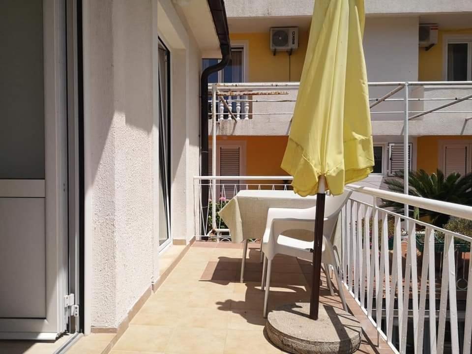Apartmani Becici 部屋 写真