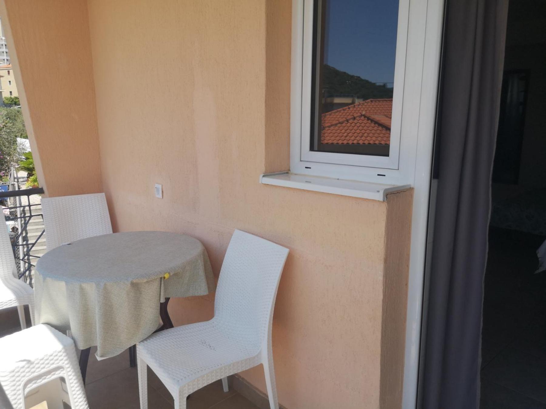 Apartmani Becici 部屋 写真