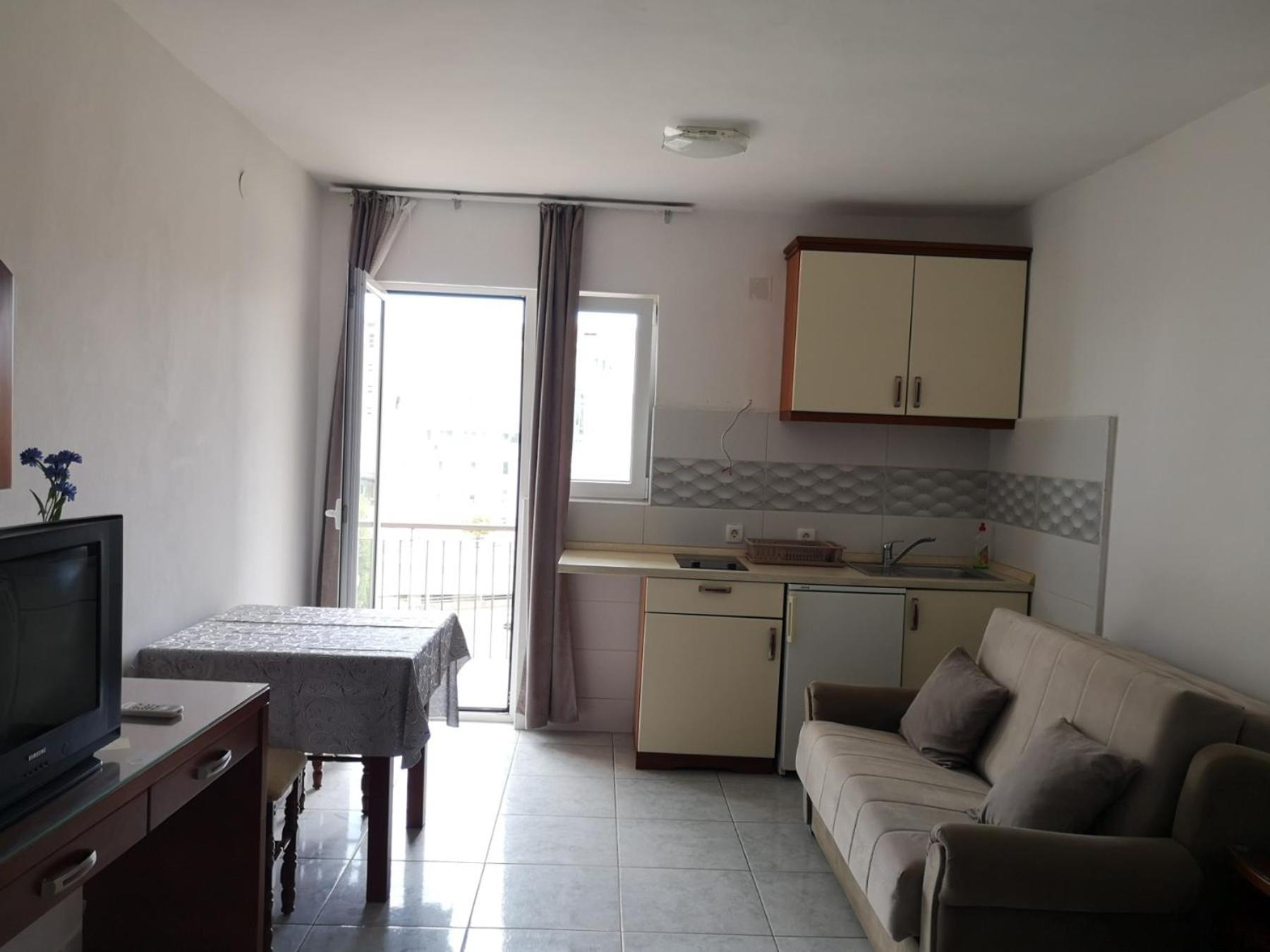 Apartmani Becici 部屋 写真