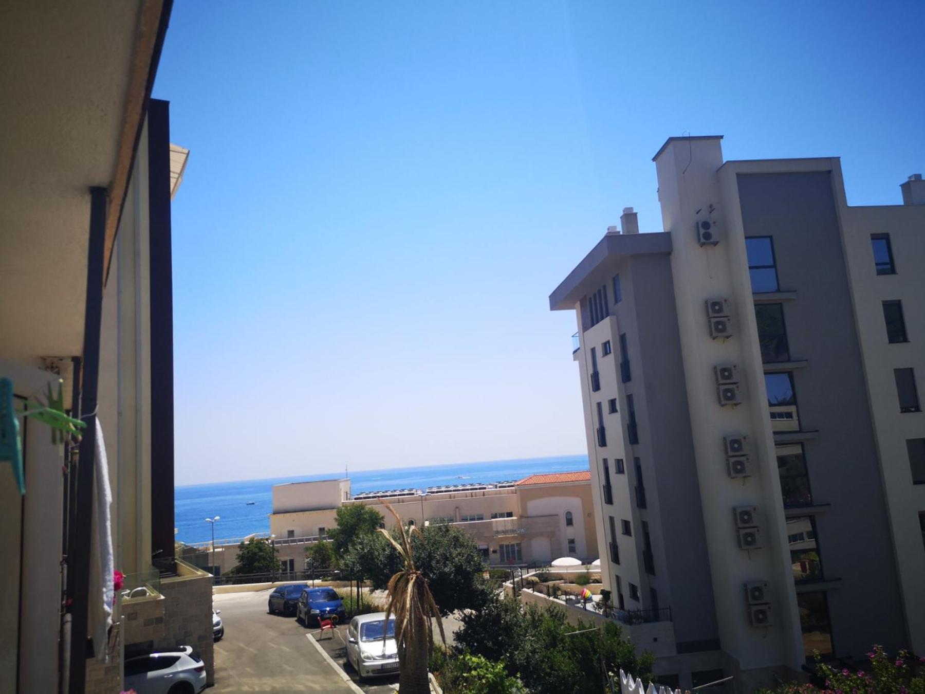 Apartmani Becici 部屋 写真